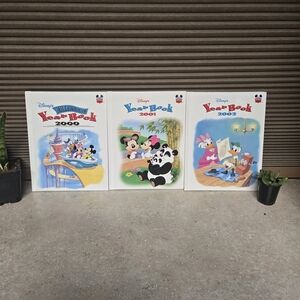 Disney Year Book Collection 2000-2001-2002 (2000millenniumEdition)